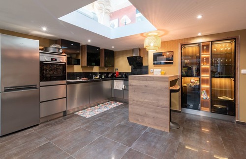 Deuil-la-Barre Apartment | Le Loft Majestueux - Loft de 250 m² avec parking