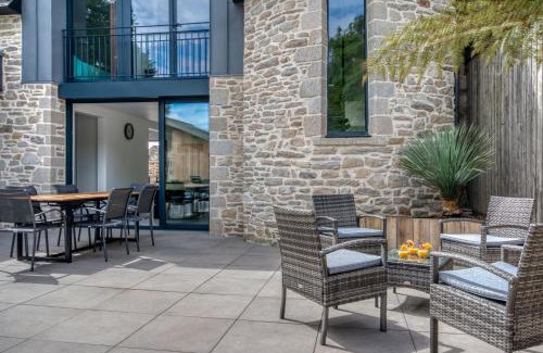 Ferel House | Le Logis de la Pierre Bleue - Maison avec piscine