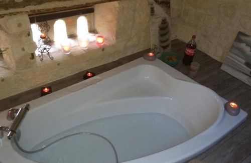 Vaux-Rouillac House | Le Logis du Marquis, converted barn in the countryside