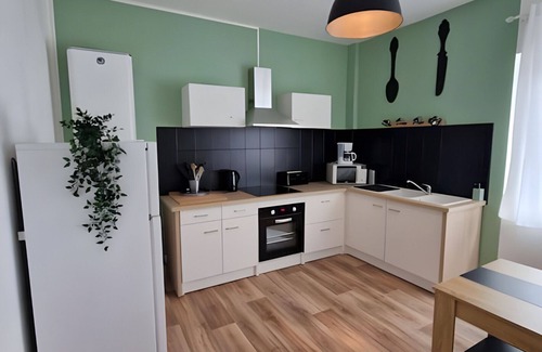 Miroir - Batignolles Apartment | Le Lotus - Gare - 4p - Rêve au Mans
