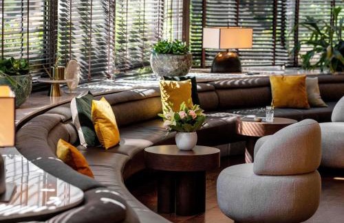 Postel Hotel | Le Louise Hotel Brussels - MGallery Collection