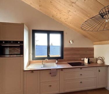 Saint-Germain-sur-Rhone Apartment | Le Mélèze, chaleureux appartement 4pers près de Genève & Annecy