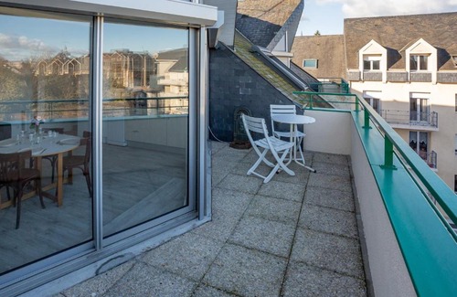 Mayenne Apartment | Le Mancini - Parking et Terrasse