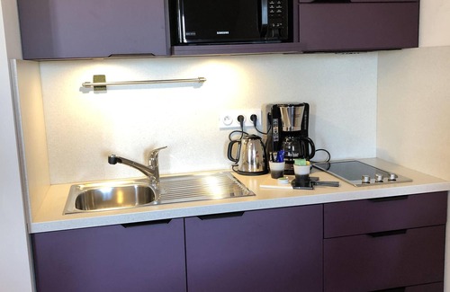 Perignat-les-Sarlieve Hotel | Le Manoir