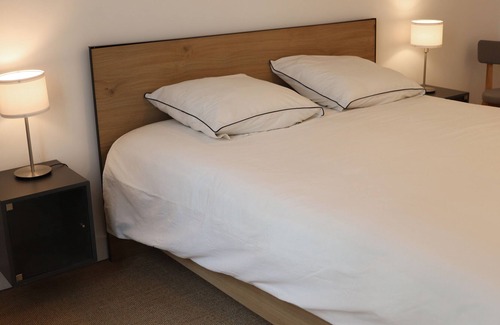 Flore Apartment | Le Mans hypercentre bright apartment