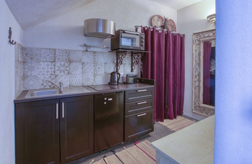 Cabannes Apartment | Le Mas des Anges beautiful apartment in a provencal farmhouse