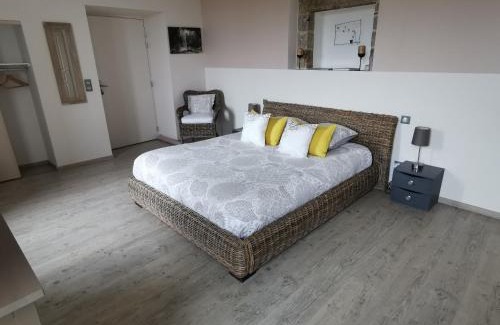 Chambonas Bed & Breakfast | Le Mas des Loges - Les Vans/Chambonas