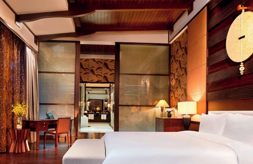 Wanning Hotel | Le Meridien Shimei Bay Beach Resort & Spa
