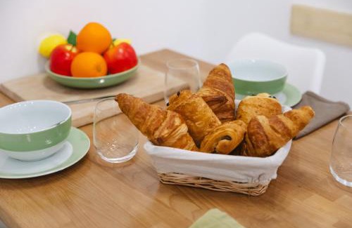 Saint-Martin-des-Entrees Apartment | Le Mont'aide - Bayeux - 3 lits - Accessible PMR