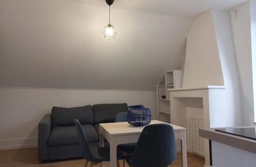 Besancon Apartment | Le Montjoux, appartement calme, toutes commodités