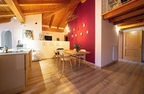 Comano Terme Apartment | LE MUSE COMANO TERME HOLIDAY PENTHOUSE
