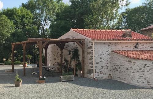 Les Essarts House | Le Nichoir