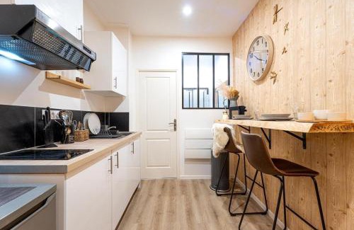 Saint-Michel - Nansouty - Saint-Genes Apartment | Le Nid Douillet, Center, Jacuzzi, Sensory Shower