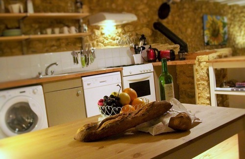 Villefranche-du-Perigord Cottage | Le Noyer - at Manoir Bourgale, central Dordogne, 50 acre private park.