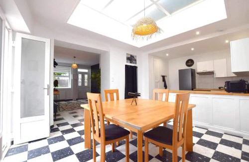 Ardres House | Le Notre Dame