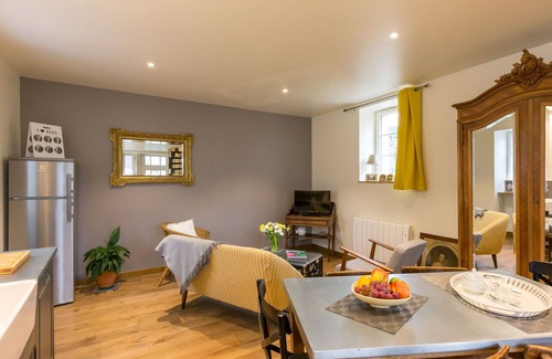 Nantoux House | Le P'tit Pichot Charming Cottage in little wine village 8kms from Beaune