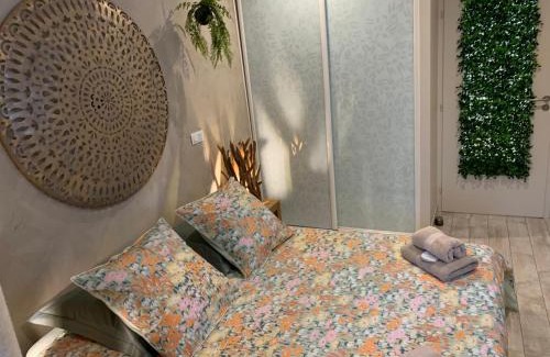 Poisy Bed & Breakfast | Le Paon Bleu Annecy Poisy