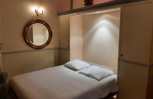 Montbrun-les-Bains Apartment | Le Parc château Gipieres
