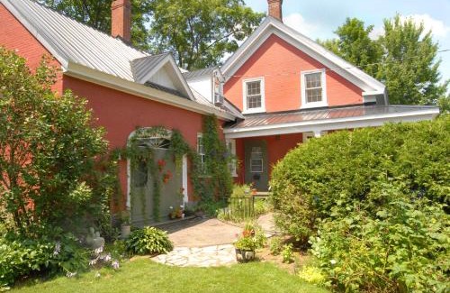 Cowansville Bed & Breakfast | Le Passe-Partout