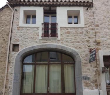Roquefort-des-Corbieres Bed & Breakfast | Le Patio Des Cigales