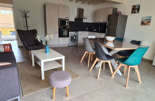Andernos-les-Bains Apartment | Le Patio Saint Georges Apartment N°1 70 m² Andernos Centre, private parking