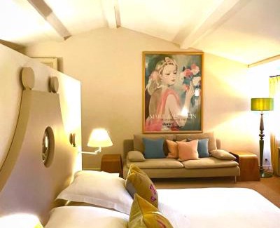 Cucuron House | Le Pavillon de Galon
