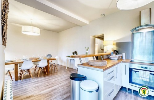 Bourville House | Le Pavillon des Hêtres