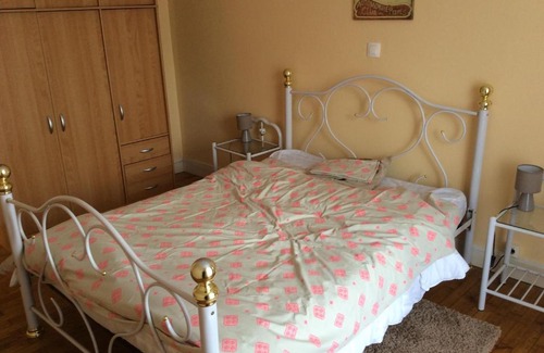 Saint-Fraigne Bed & Breakfast | Le Petit Bijou