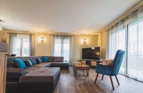 Poitiers House | Le Petit Clos du Breuil - 15 min from Futuroscope