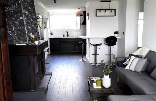 La Chamberte Apartment | Le Petit Mas - Luxury Apartment - Spacious, AC, Parking, Balcony