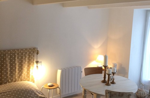 Saint-Malo-du-Bois Bed & Breakfast | Le Petit Monty