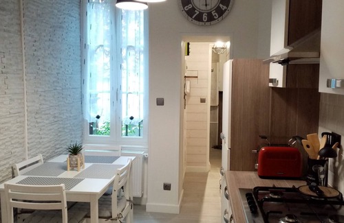 Faubourg North Apartment | Le Petit Saint Bernard