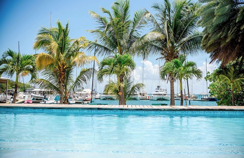 Calvigny Cottage | Le Phare Bleu Marina Resort