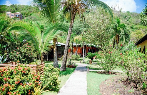 Calvigny Cottage | Le Phare Bleu Marina Resort