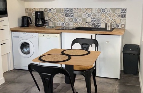 Marans Apartment | LE PIGEONIER DU DAUPHIN town house near La Rochelle