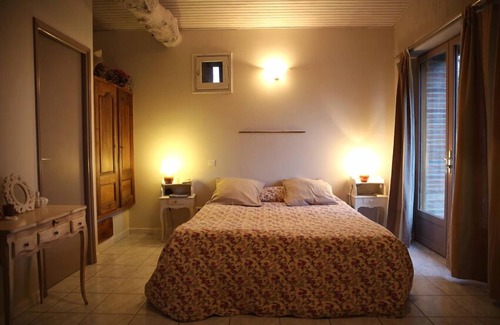 L'Isle-Jourdain Bed & Breakfast | Le Pigeonnier de Guerre