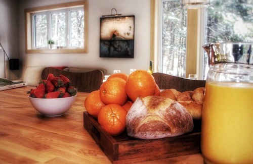 New Richmond Ski Chalet | Le Plein Nord Beautiful cottage for 12 near Station touristique Pin Rouge