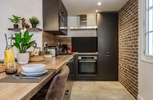 Tours City Centre Apartment | Le Presti-Twin - PrestiPlace Collection