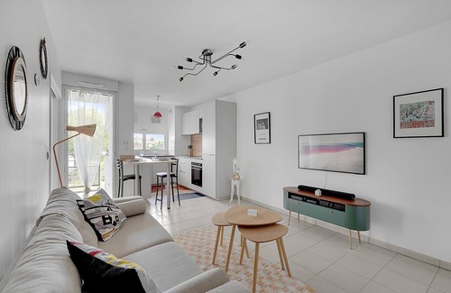 Saint - Michel Apartment | LE PRIEURE - One Bedroom Apartment, Sleeps 2