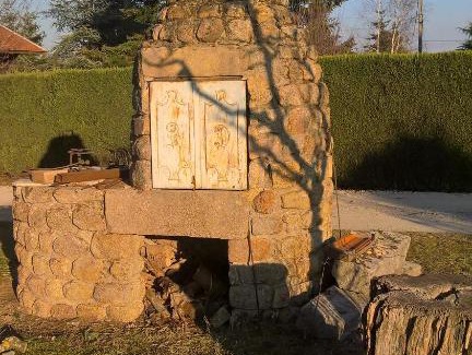 Saint-Maurice-en-Gourgois Apartment | Le REFUGE