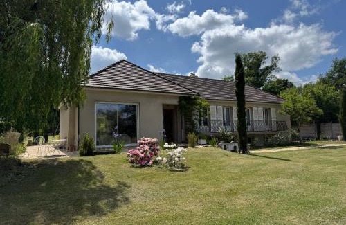 Bressolles Apartment | Le Relais St trop - Villa 2 chambres Delon et Romy