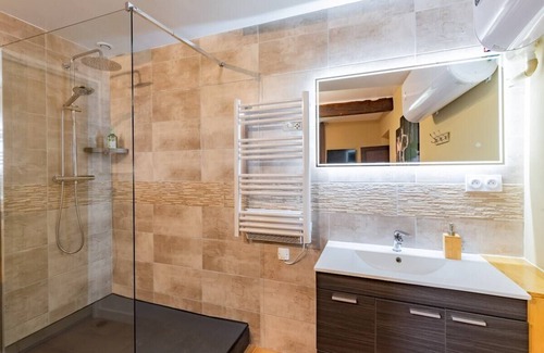 Nestier House | Le Repos du Poète