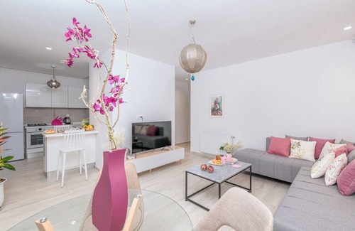 La Marsa Villa | Le Rez De Jardin
