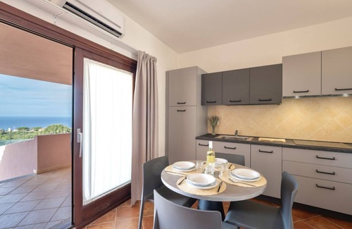 Paduledda Apartment | Le Rocce Rosse Bilocale 3 Letti Vista Mare