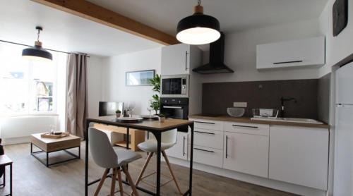 Oloron-Sainte-Marie Apartment | Le Saint Pierre Quartier Historique d'Oloron Sainte Marie