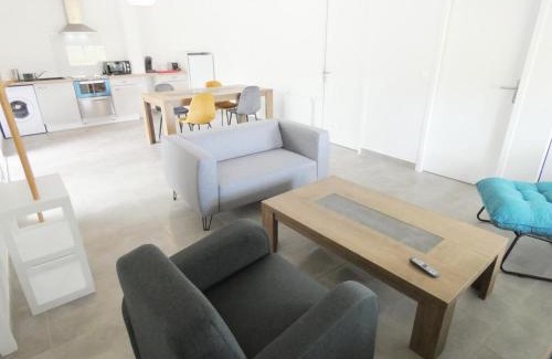 Herm House | Le serai