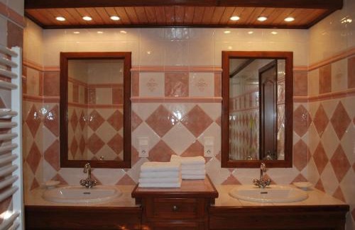 Beaurepaire Villa | Le souffle des Acacias