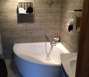 Moyenneville House | le tilleul