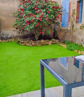 Montlucon Apartment | Le Victor Hugo & son jardin