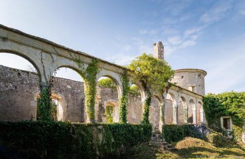 Hommes Bed & Breakfast | Le vieux château de Hommes